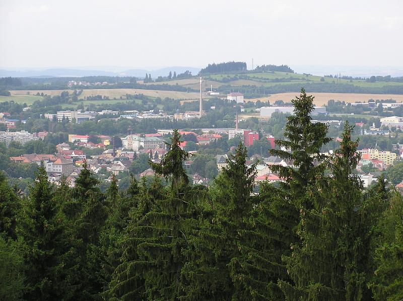 P9052412.JPG - pohled na Humpolec ze zřízeniny hradu Orlík