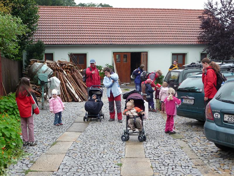 P1060421.JPG - Telč - na dvoře penzionu