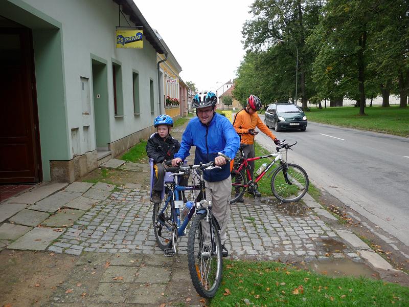 P1060430.JPG - Telč - před penzionem